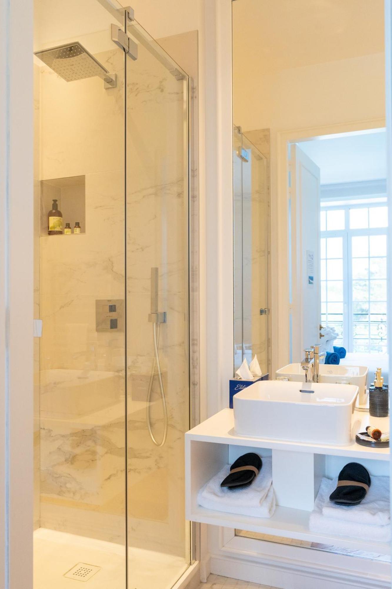 Les Garennes - Hotel Spa Bénodet Εξωτερικό φωτογραφία